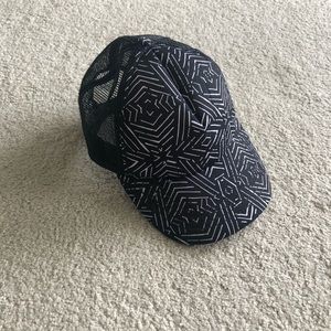 Billabong Tribal Trucker Hat